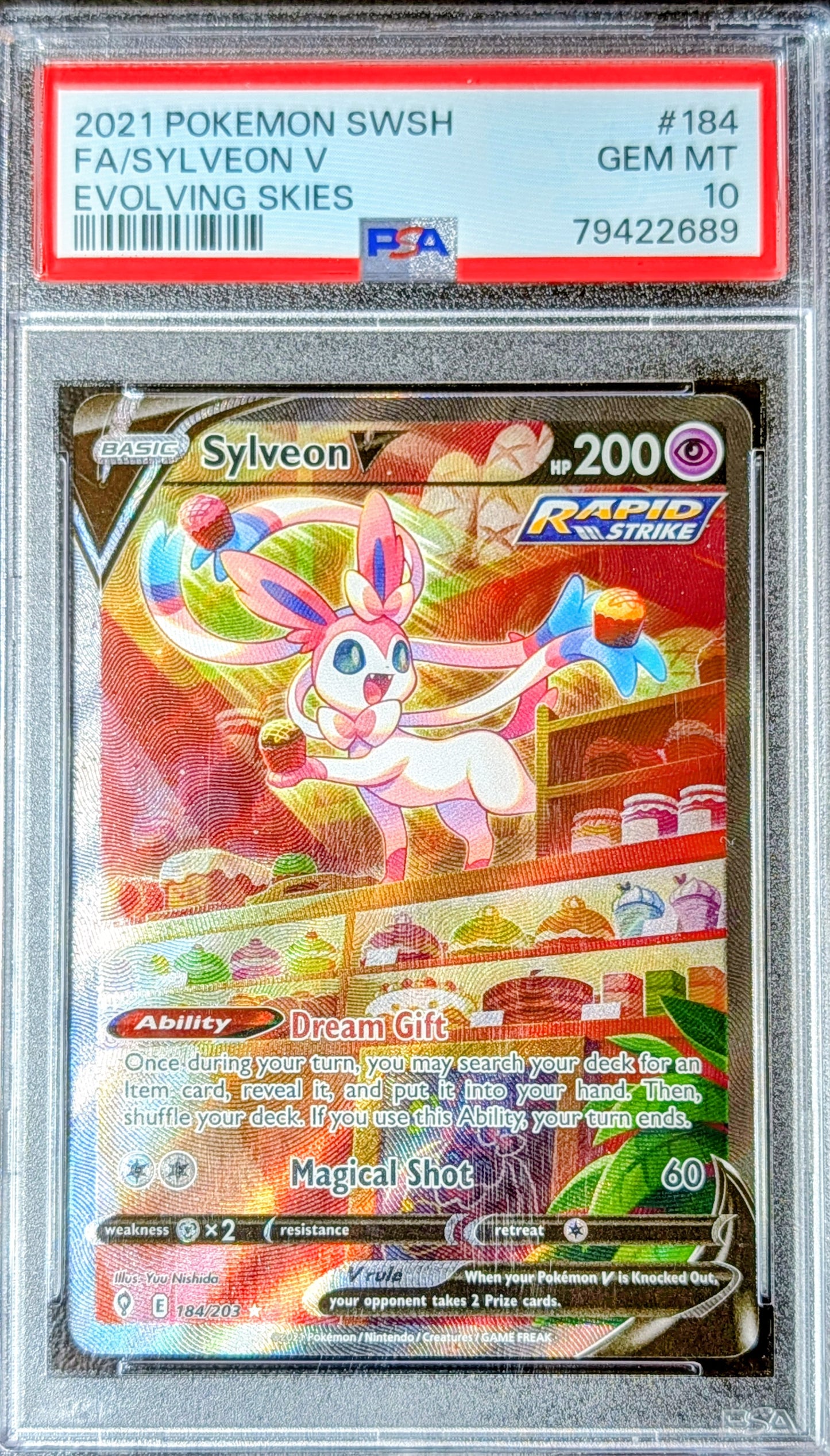 PSA 10 Sylveon V 184/203